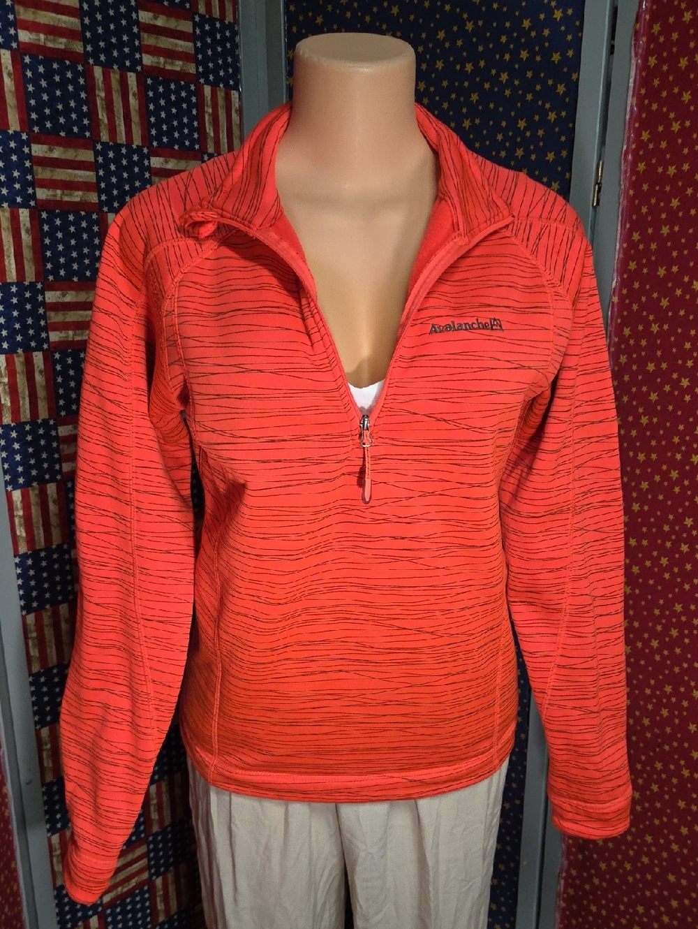 Avalanche Women's Bright Orange/Pink Quarter-Zip Pullover Jacket